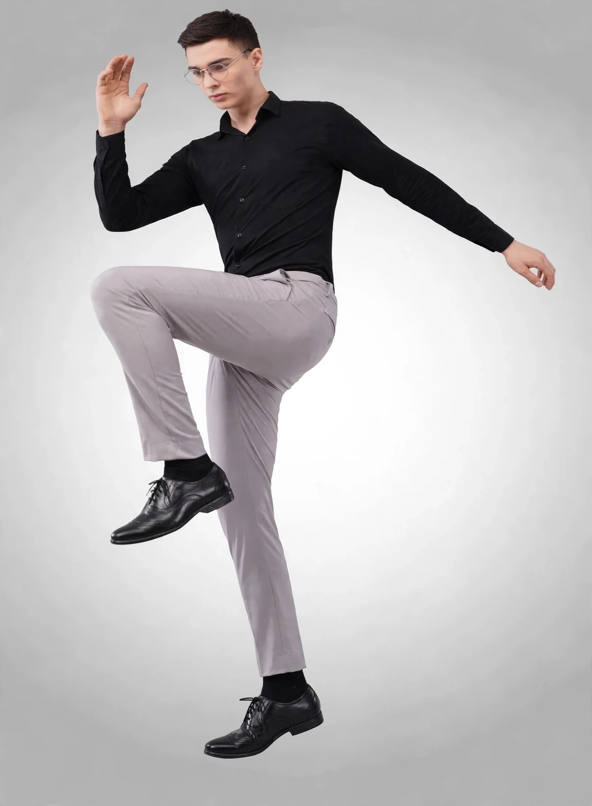 Best 5 Online Stores to Buy 4-Way Stretch Pants for Men